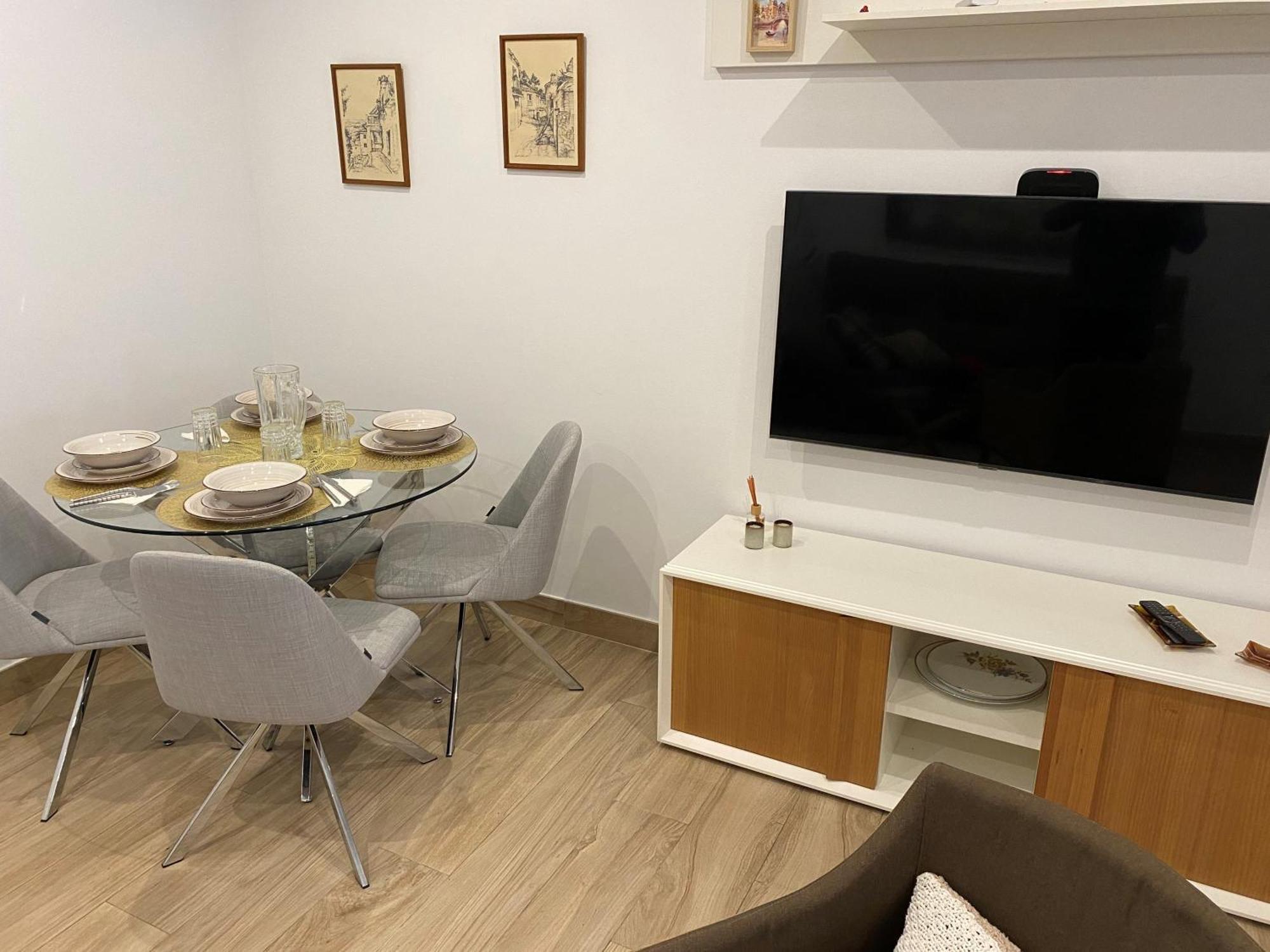 Centrico Y Practico Piso Con Entrada Independiente Фуенхірола Екстер'єр фото